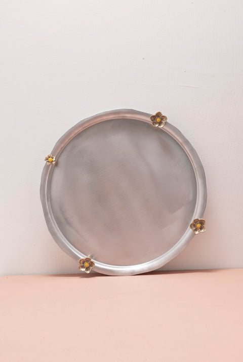 Lati Tray M
